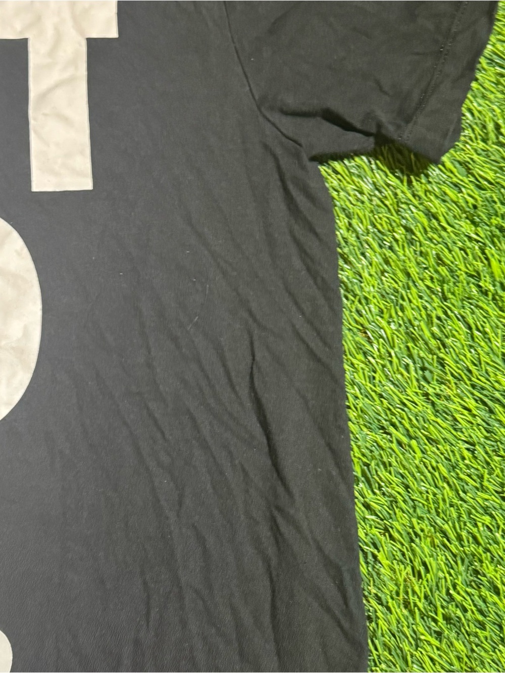 Used Nike “Just Do It” Black T- Shirt Size Small - Men’s with condition issues - Picture 4 of 8